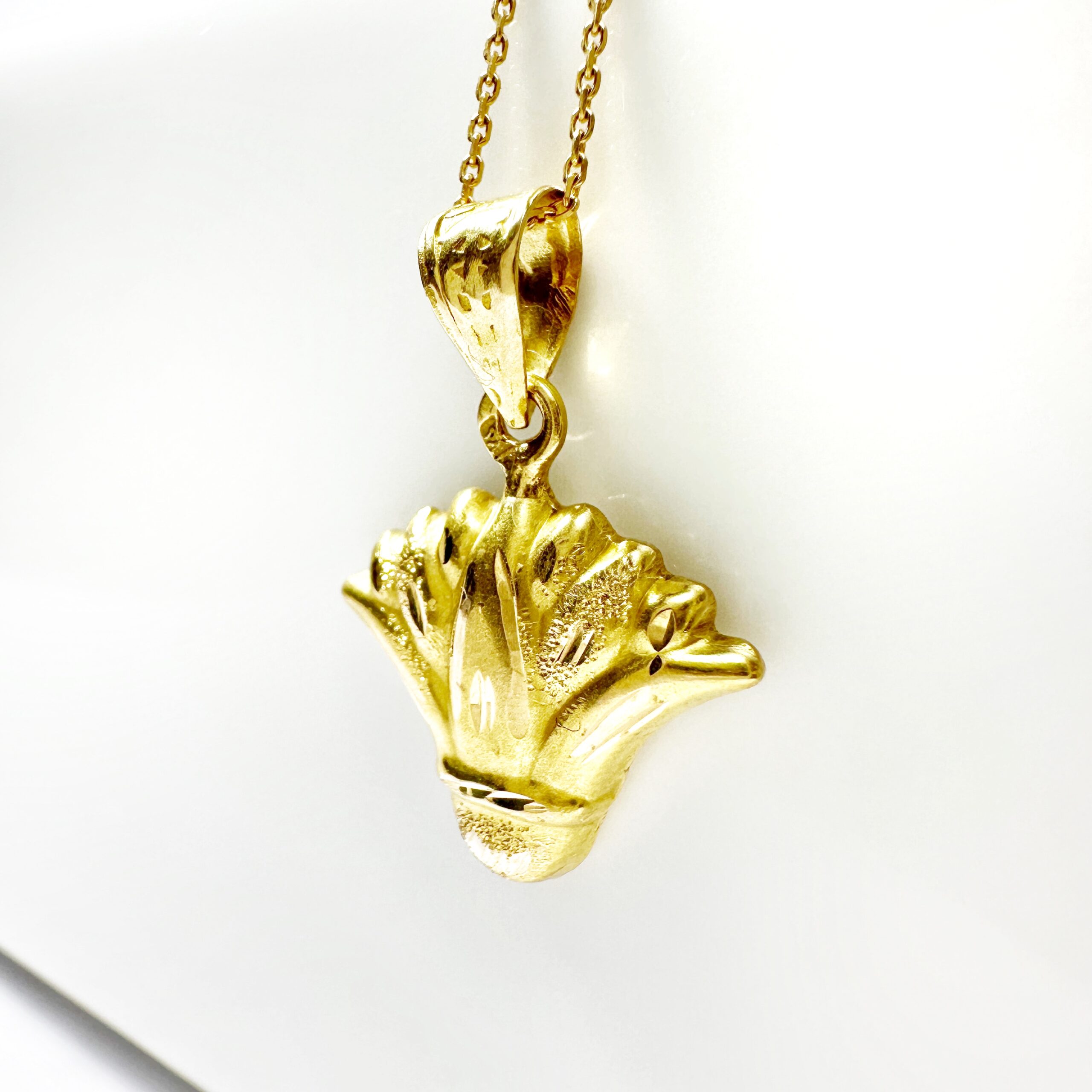 Vintage Gold Egyptian Lotus Pendant (3)