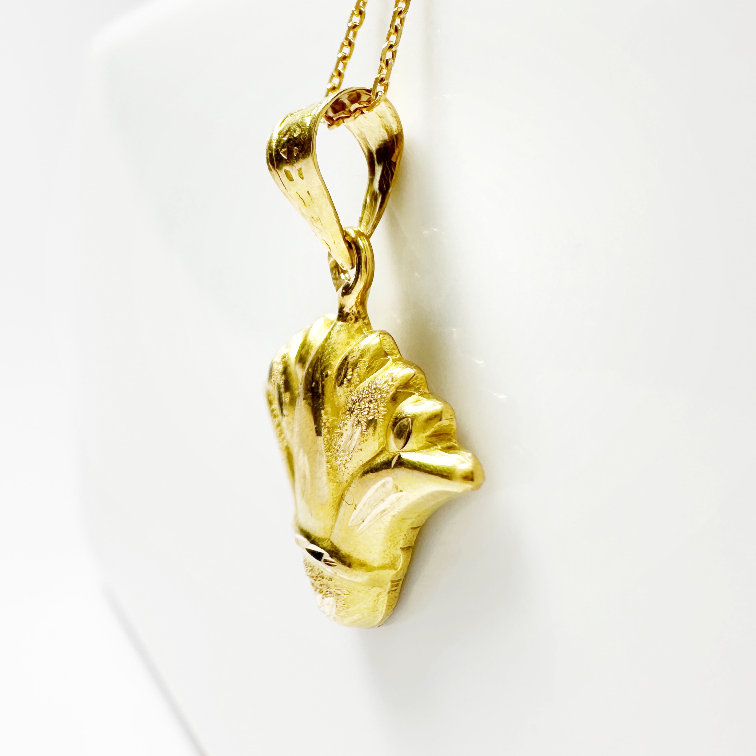Vintage Gold Egyptian Lotus Pendant (4)
