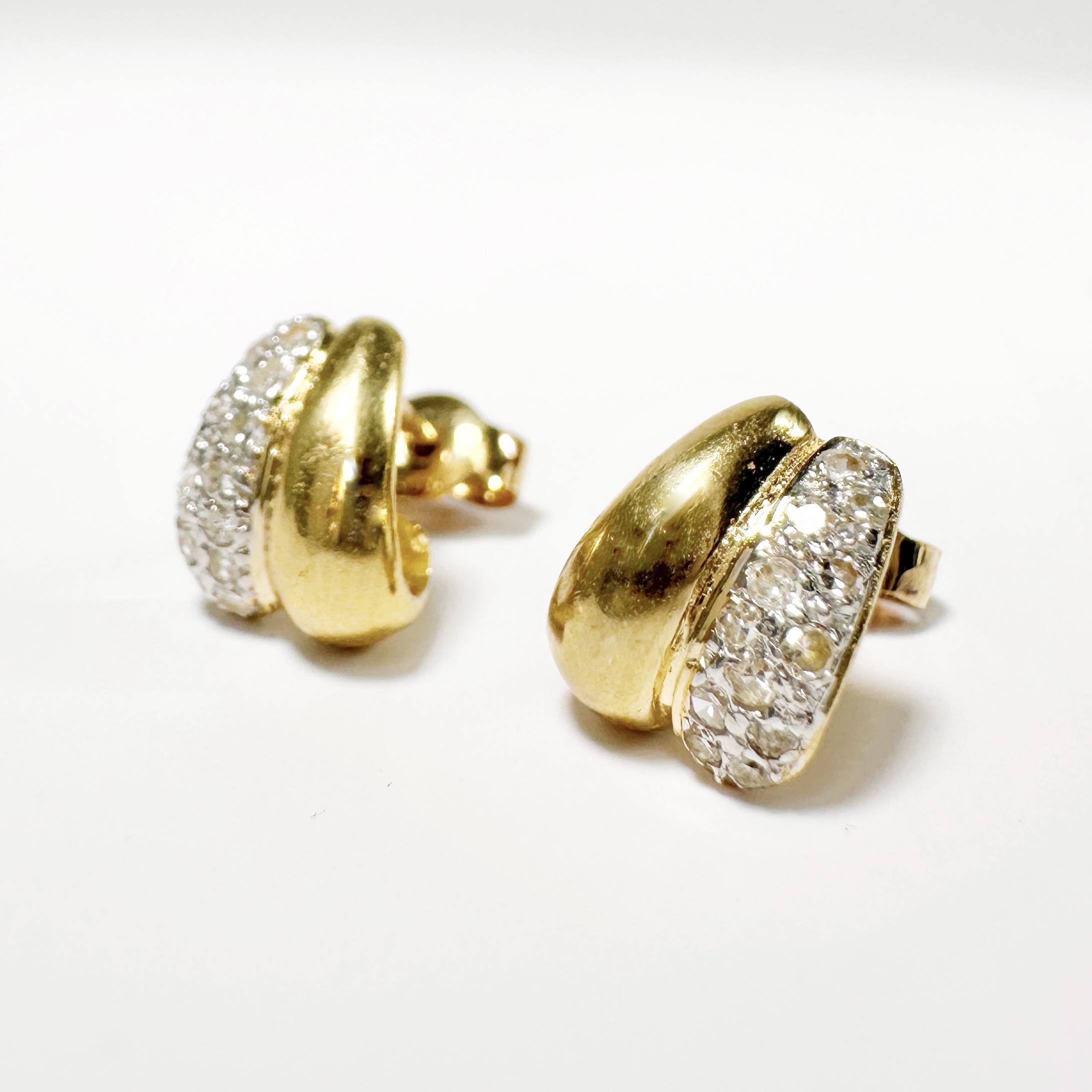 Vintage Gold Hoop Diamond Earrings (2)