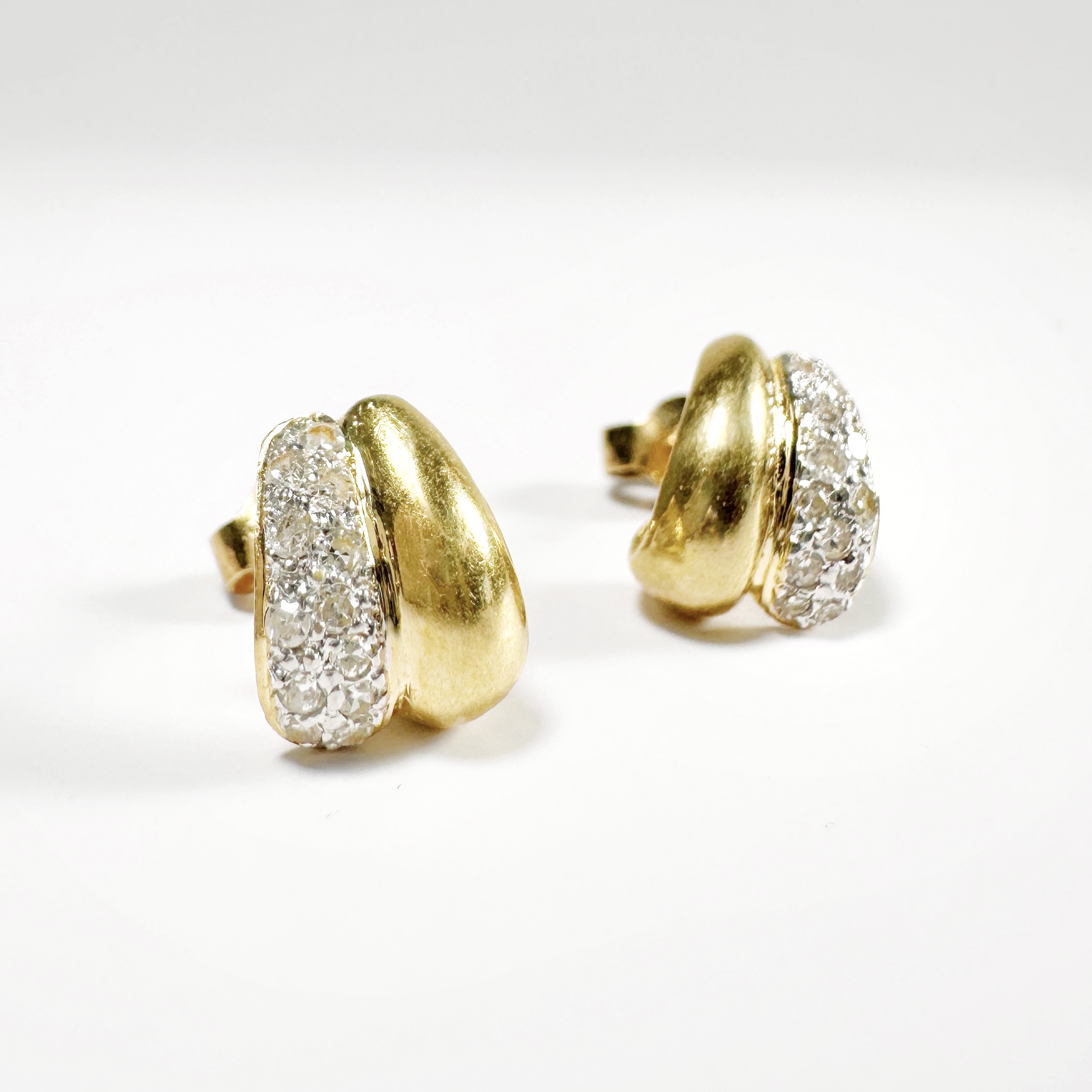 Vintage Gold Hoop Diamond Earrings (3)