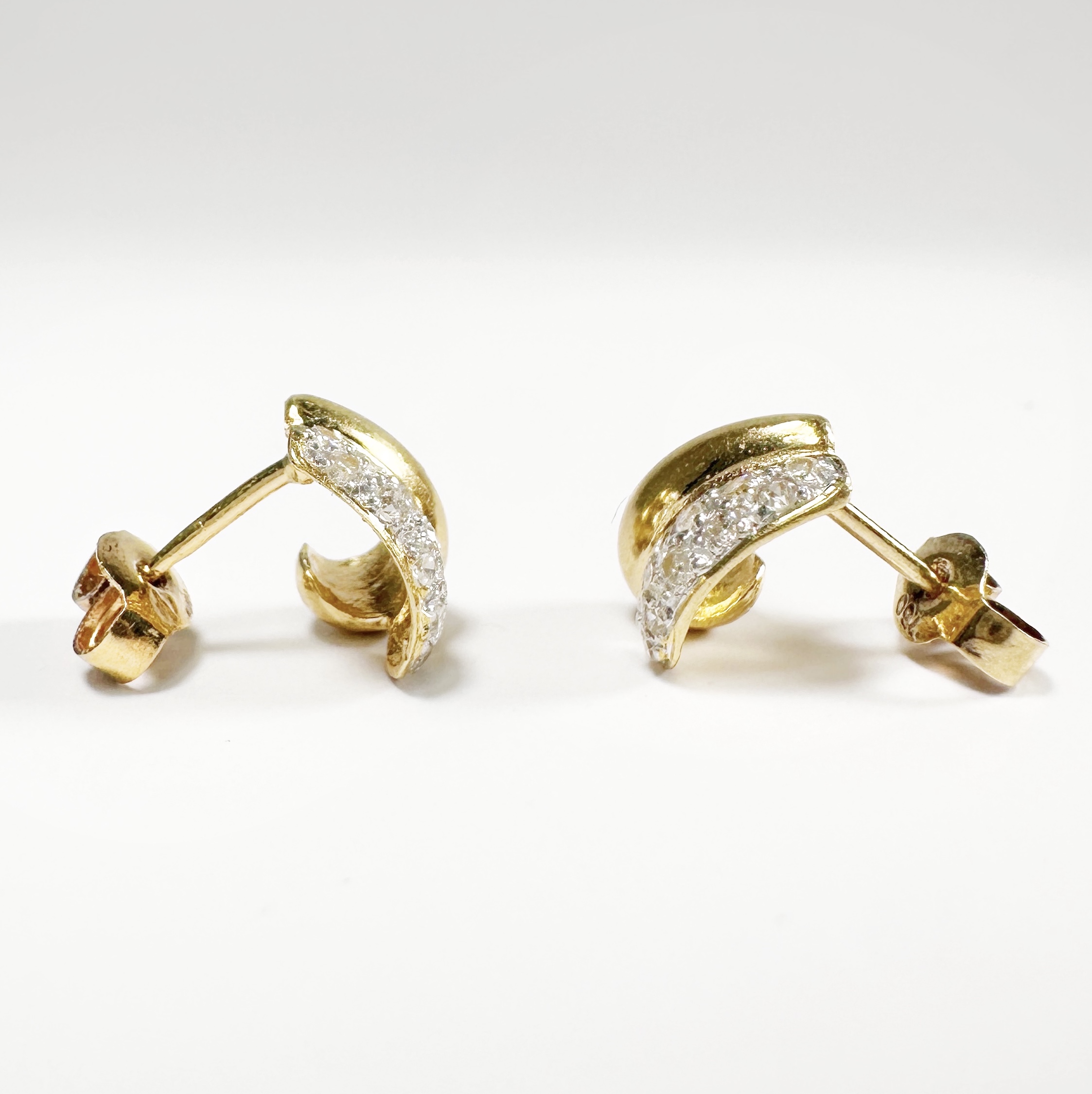 Vintage Gold Hoop Diamond Earrings (7)