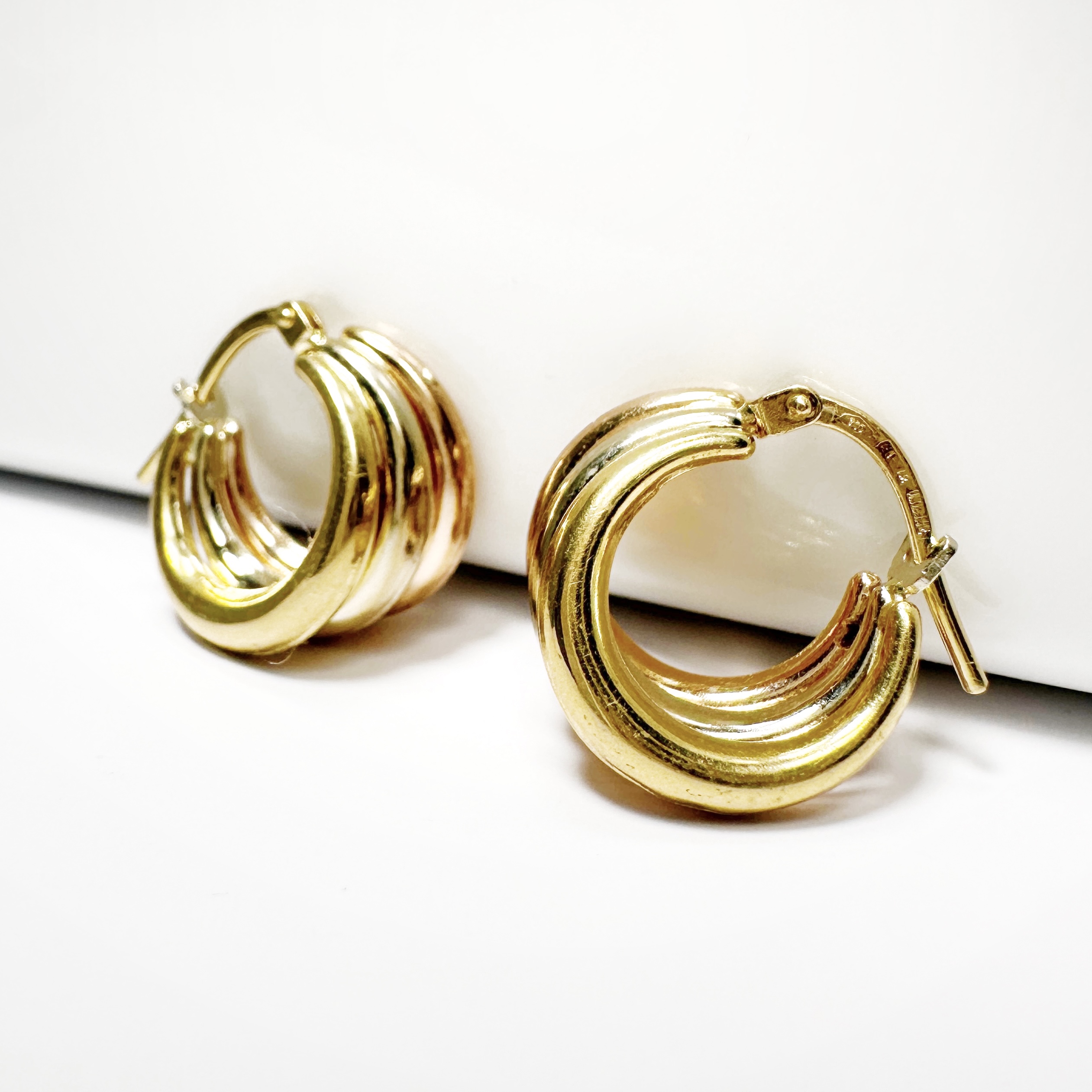 vintage_gold_hoop_trinity_earrings (2)