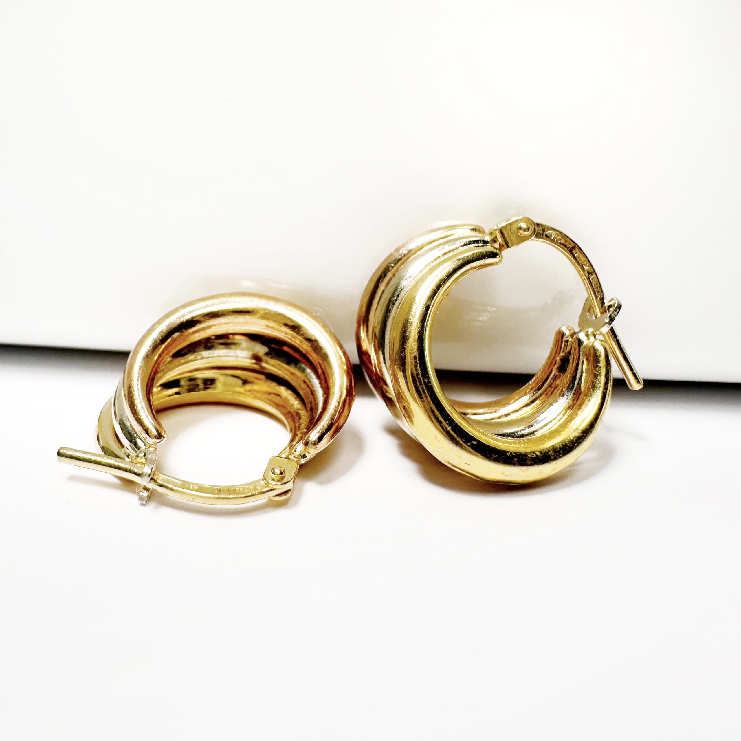vintage_gold_hoop_trinity_earrings (6)