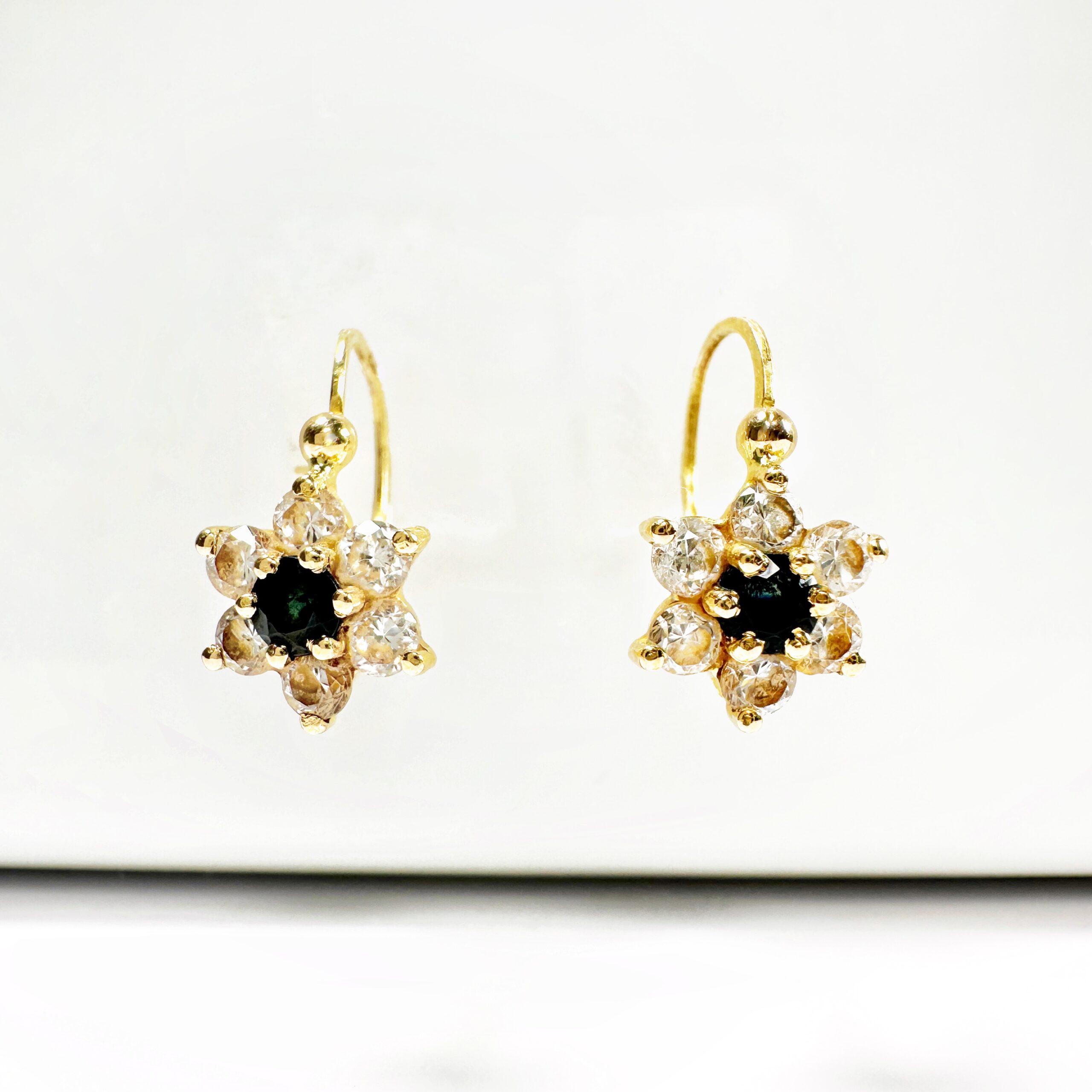 Vintage Gold Sapphire And Diamond Earrings (1)