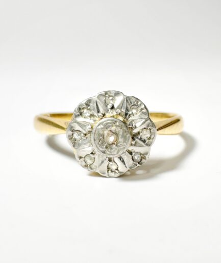 Gold and diamond cluster ring "Miraline"
