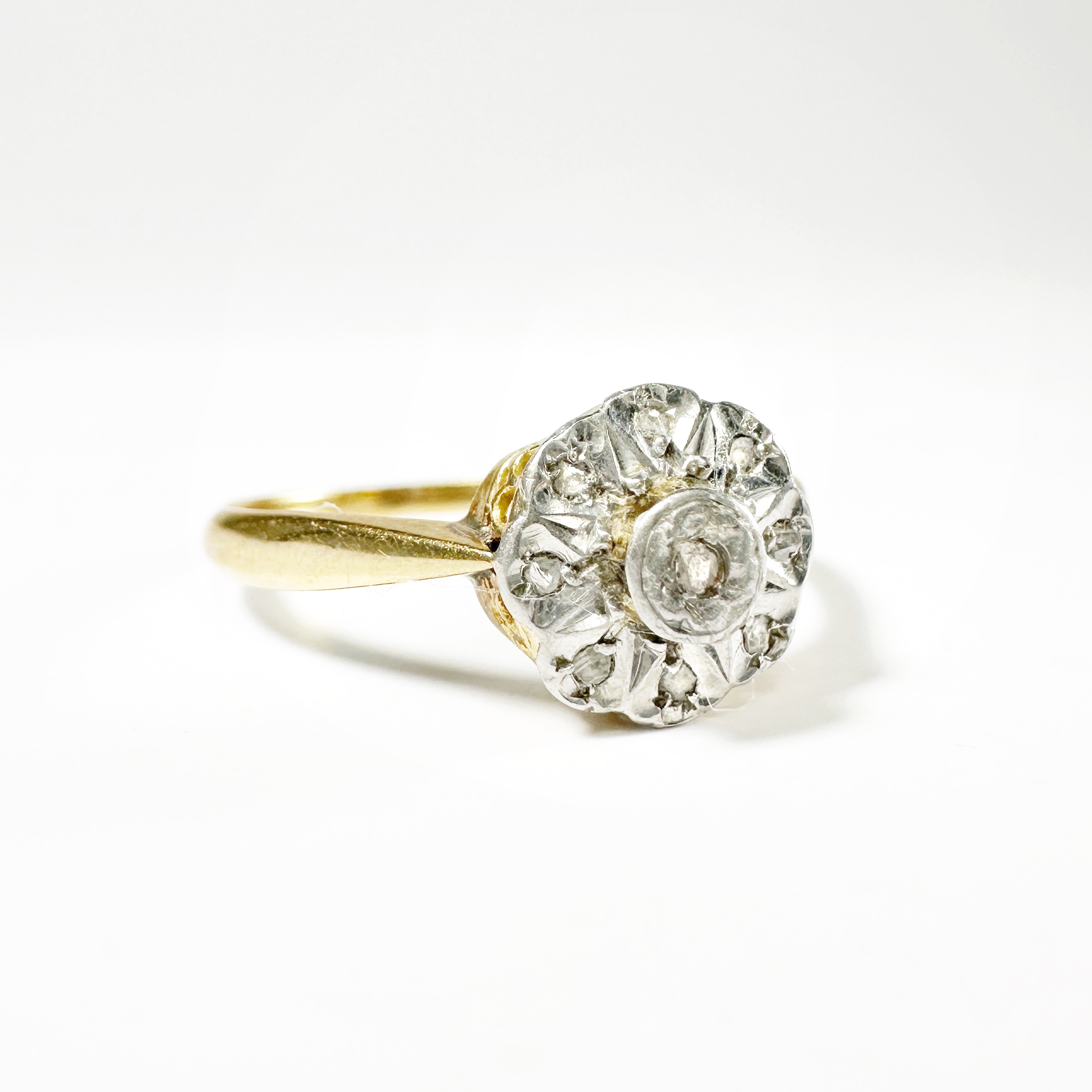 Antique Gold Diamond Cluster Ring (3)