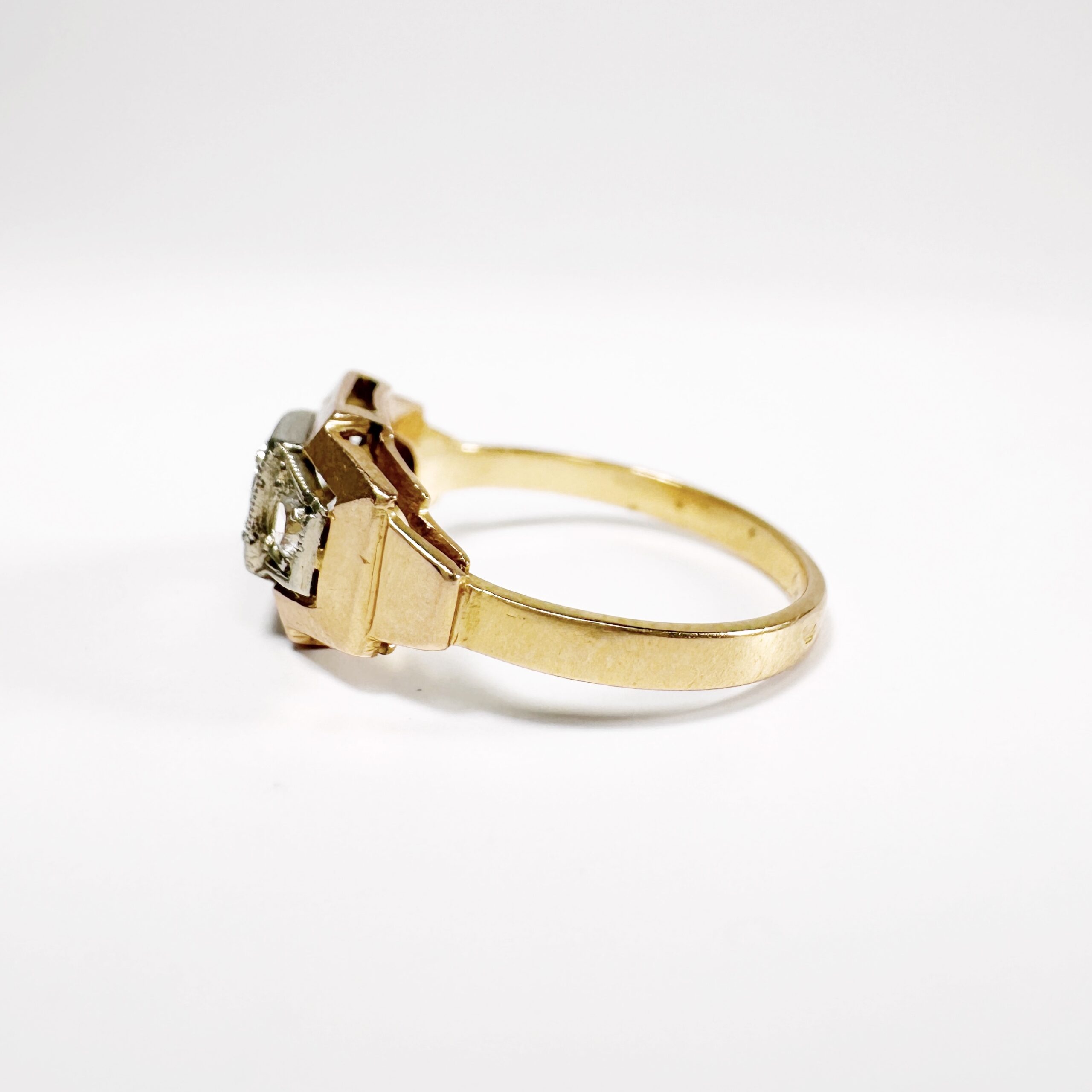 Gold And Diamond Art Deco Ring 1 (3)