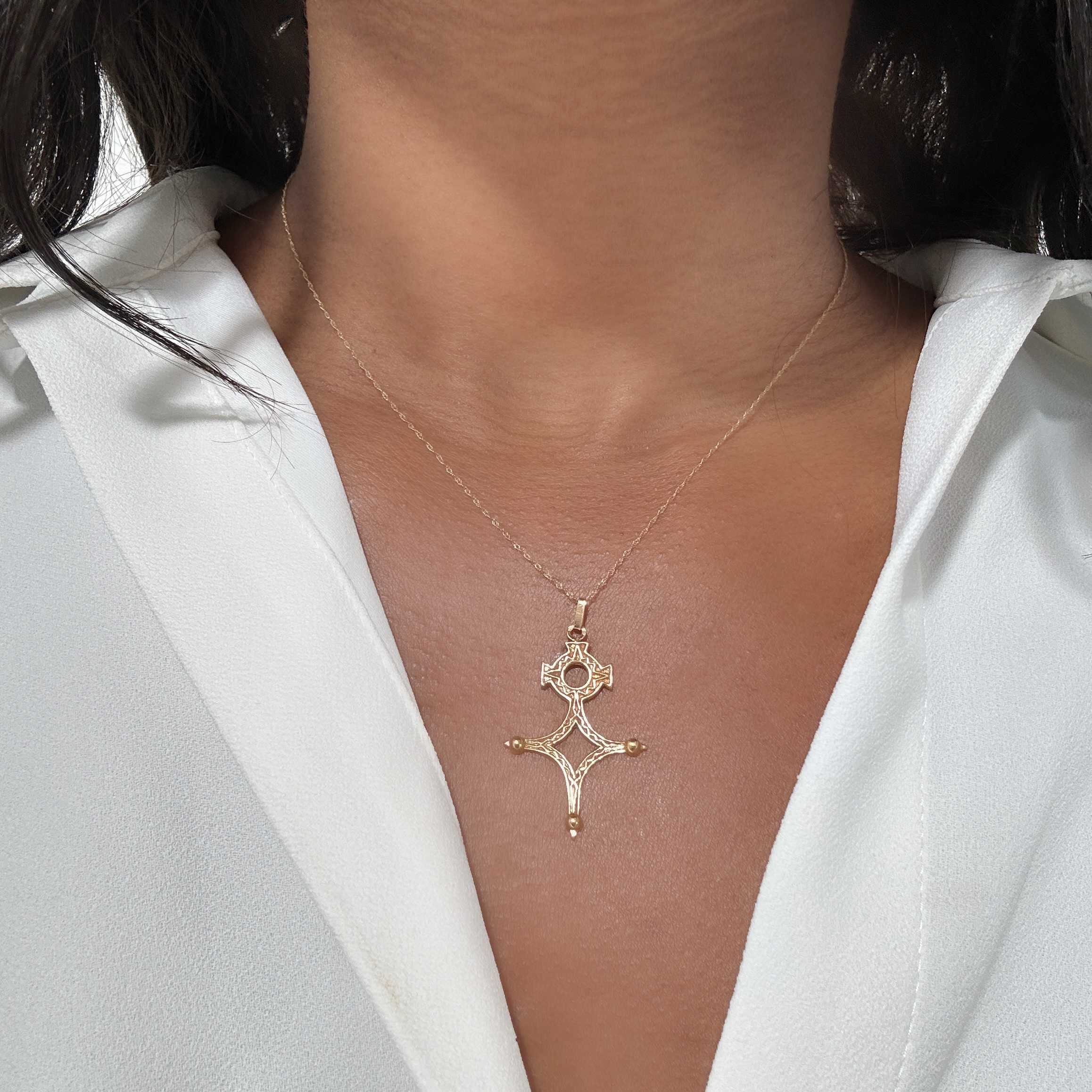 Vintage Gold Agadez Pendant (1)