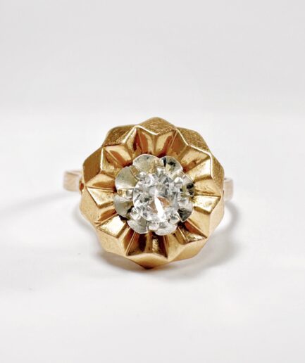 Gold and white sapphire daisy ring "Gisèle"