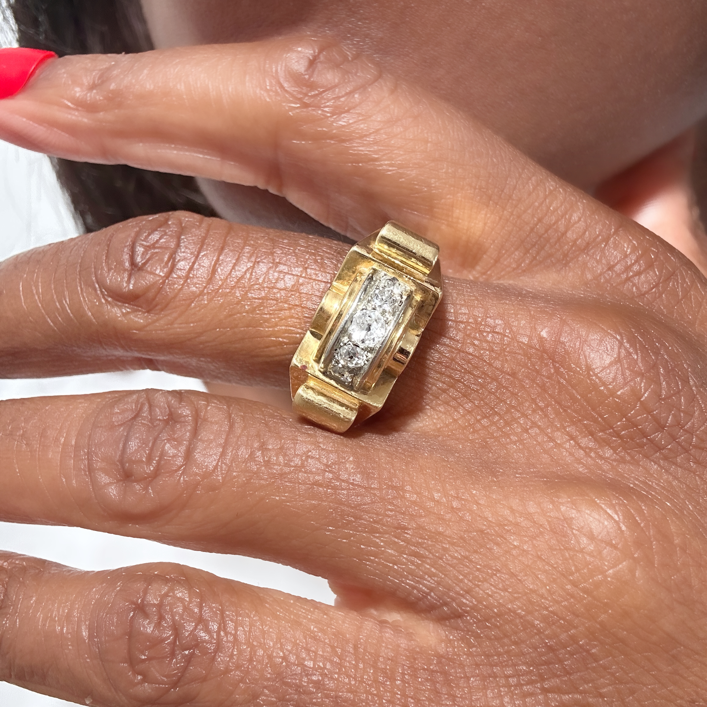 Vintage Gold And Diamond Tank Ring (1)