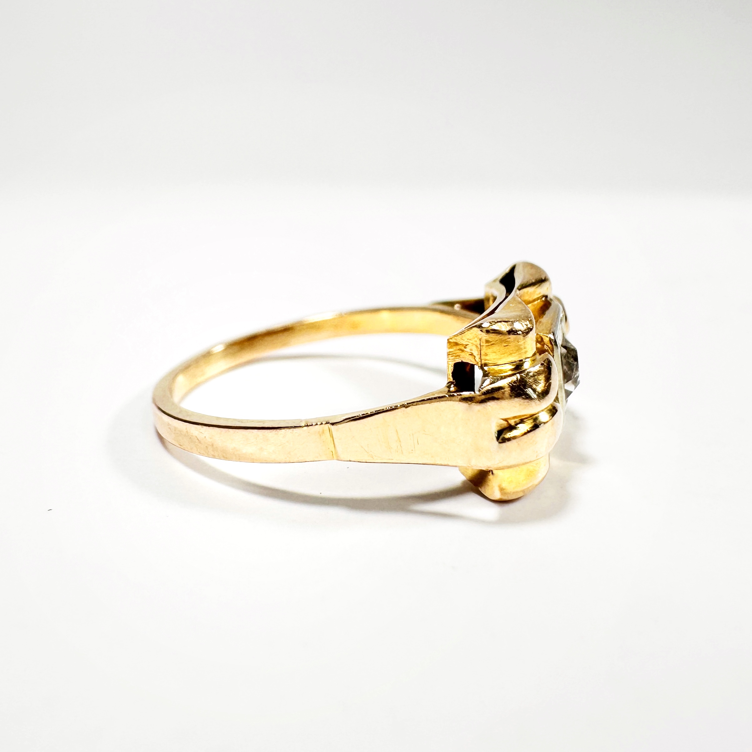 Vintage Gold And Diamond Tank Ring (5)