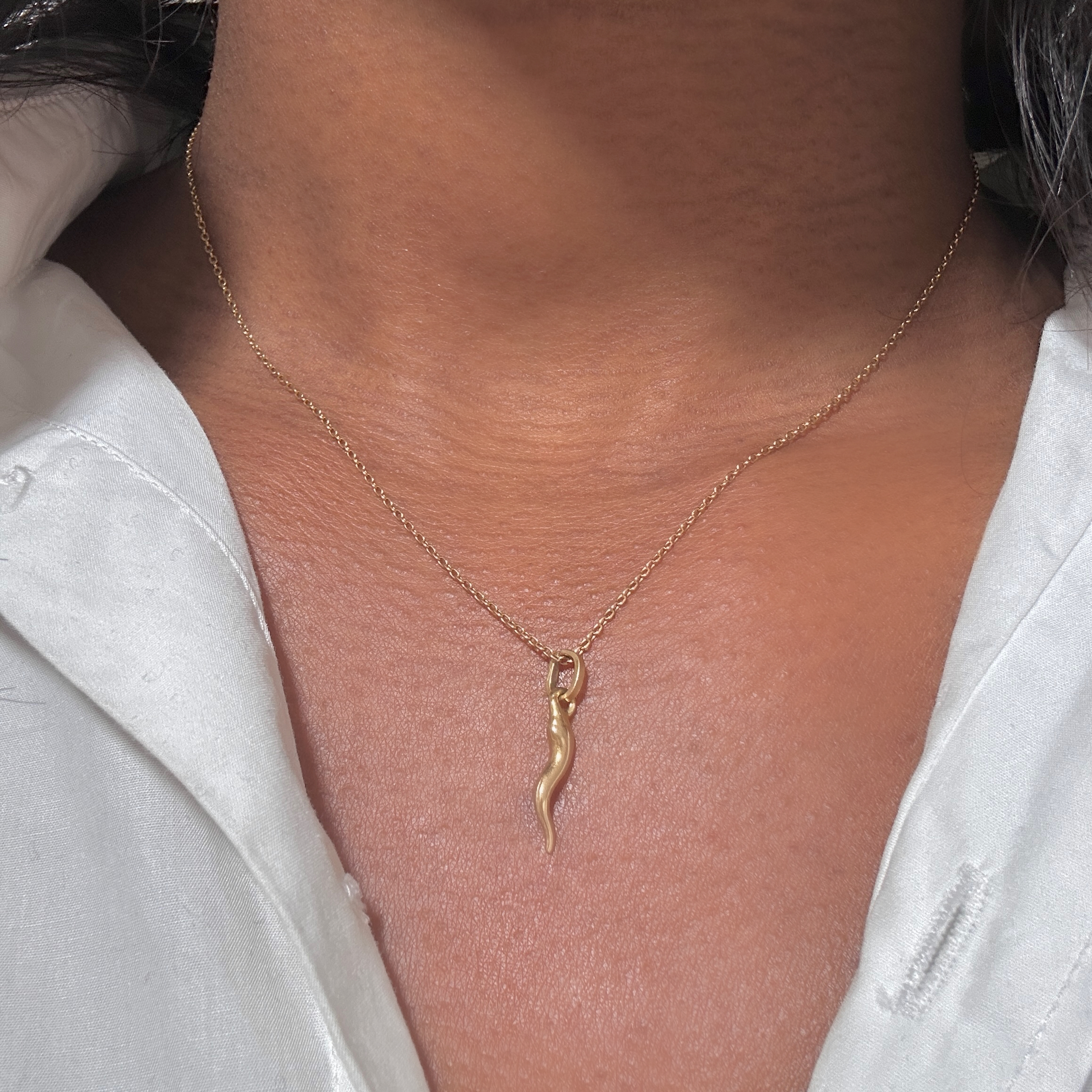 Vintage Gold Cornicello Italian Chili Pendant (1)