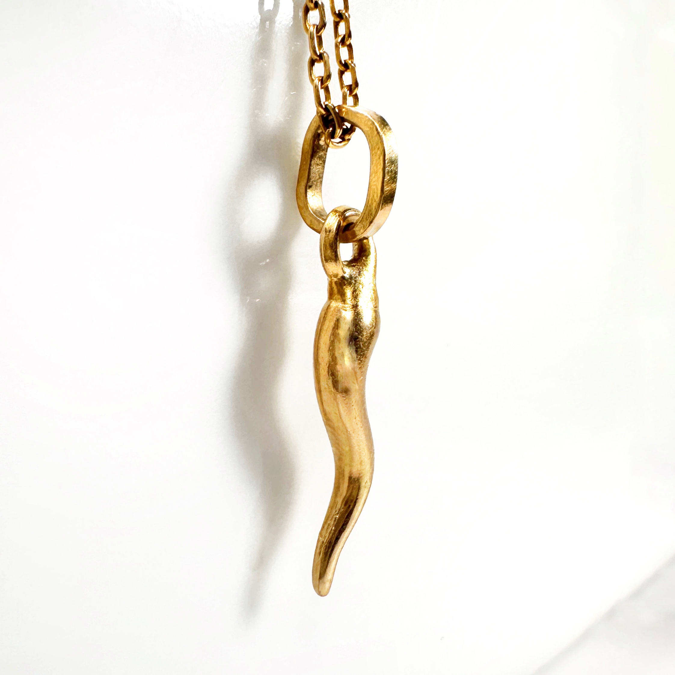 Vintage Gold Cornicello Italian Chili Pendant (2)
