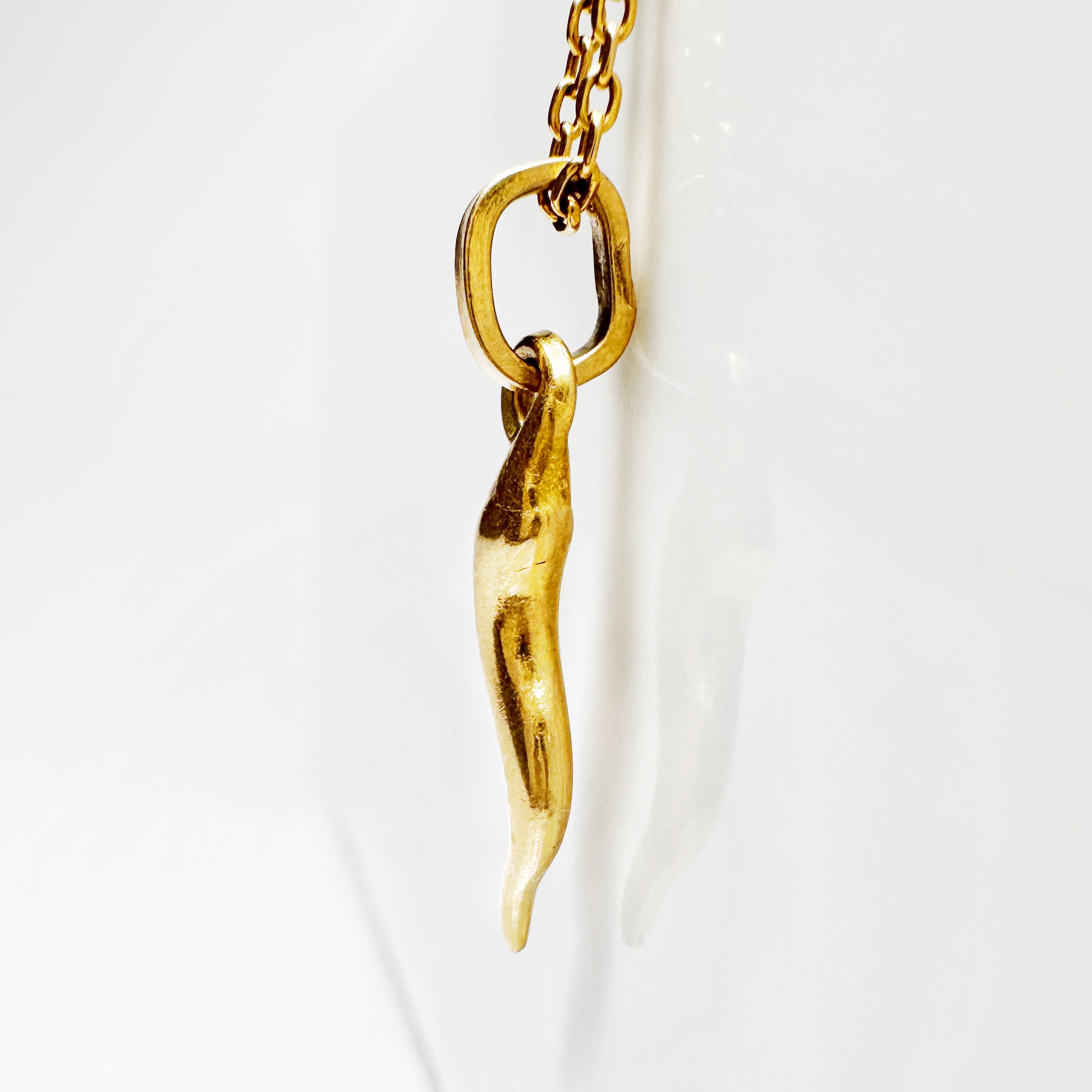 Vintage Gold Cornicello Italian Chili Pendant (4)
