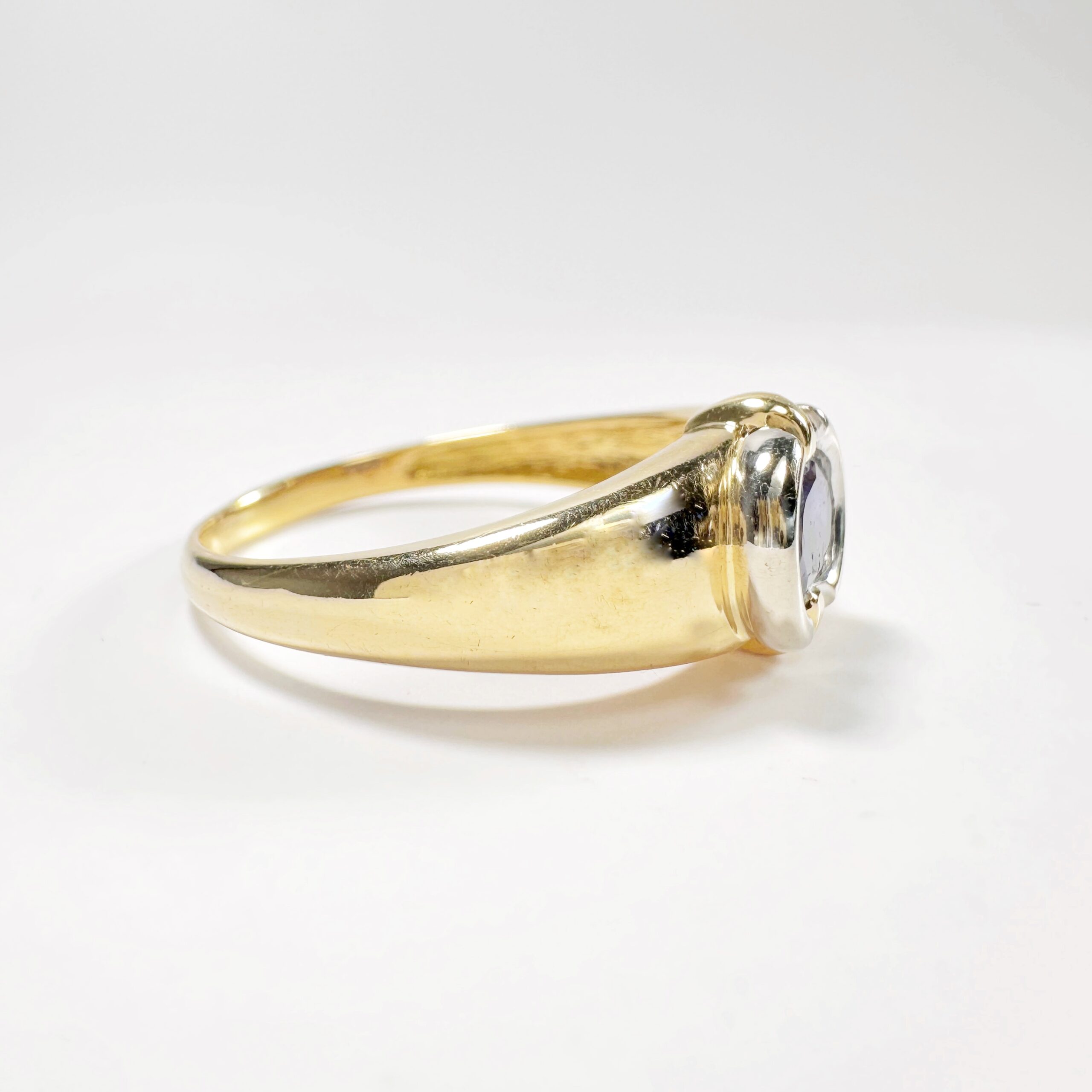 Vintage Gold Iolite Ring (6)
