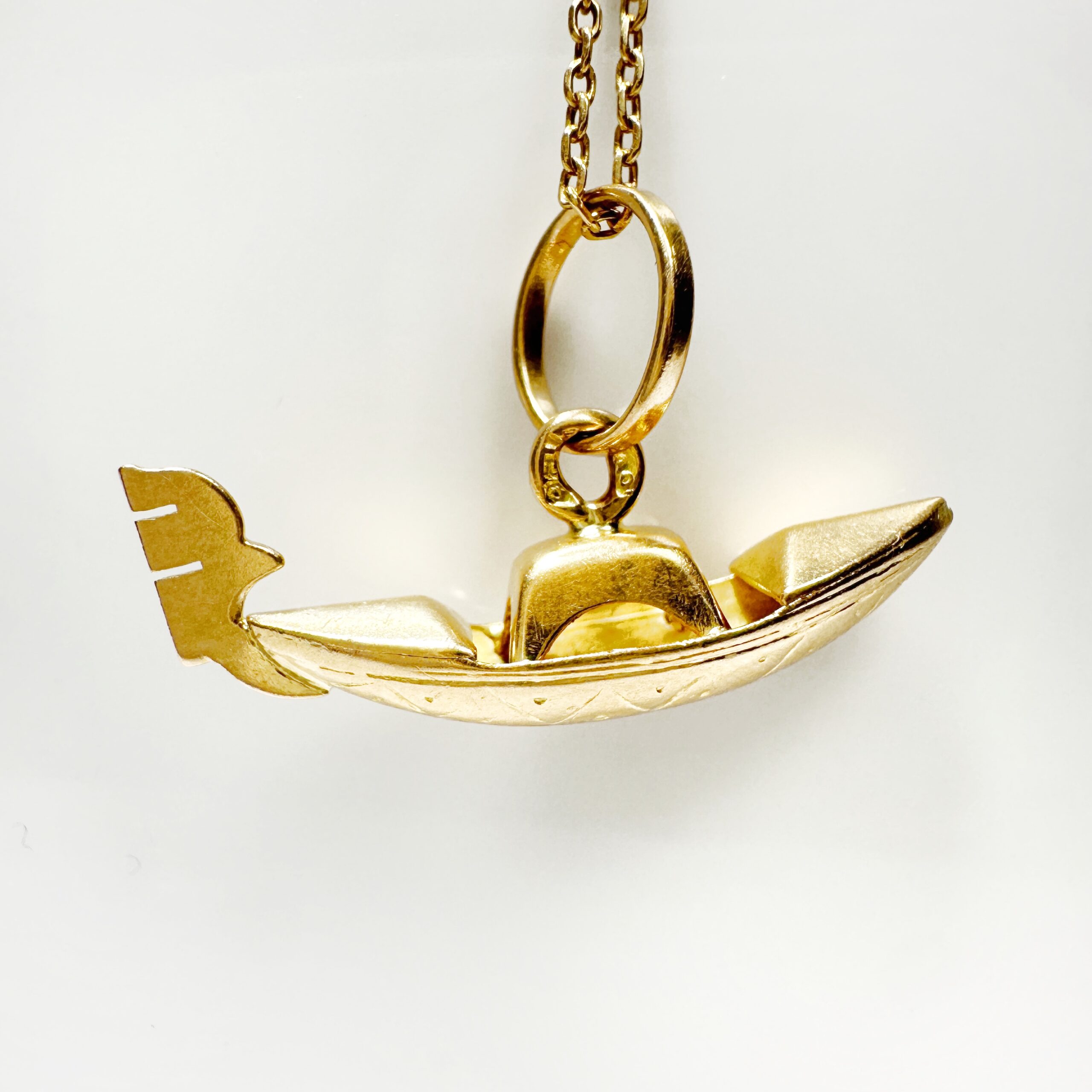 vintage_gold_venitian_gondola_pendant (6)