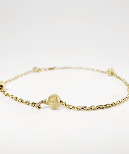 Frosted gold bead bracelet "Solina"