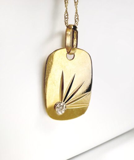 Pendentif médaille or et diamant "Elora"