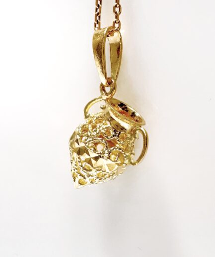 Pendentif amphore or "Aya"