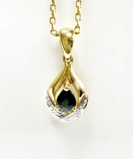 Pendentif or, saphir poire et diamant "Esmeline"