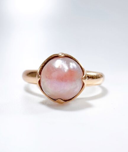 Gold and pearl ring "Sakura"