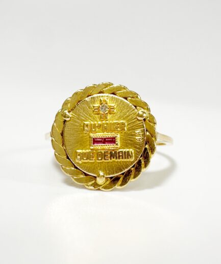 Gold, diamond and ruby AUGIS signet ring "Rosalind"
