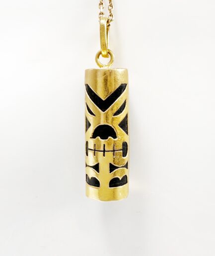 Pendentif Tiki or et jais "Koa"