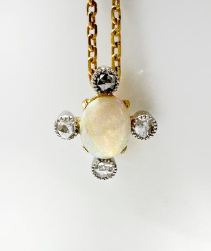 Pendentif or, opale et diamants "Candice"