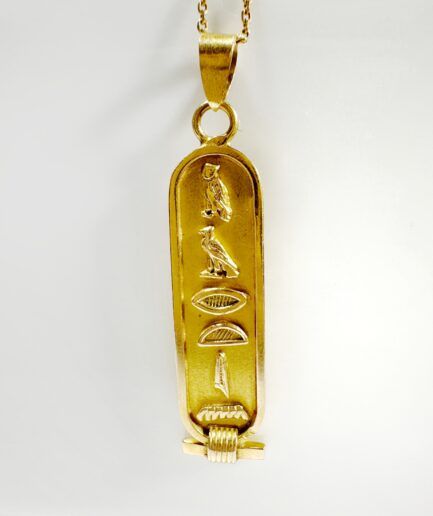 Pendentif or cartouche "Isara"