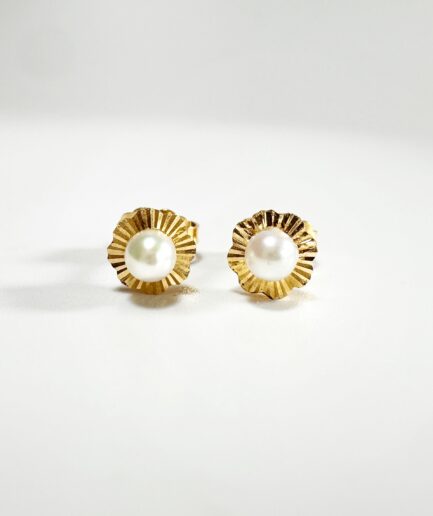 Puces d'oreilles perles de culture "Enola"