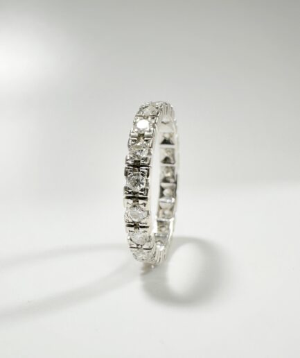 Alliance américaine or blanc et diamants "Ariella"