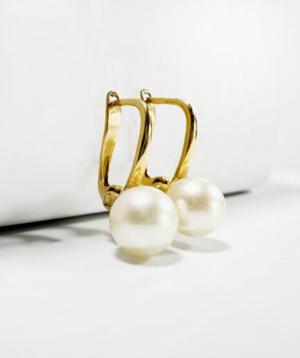 Gold and pearl earrings "Nomie"