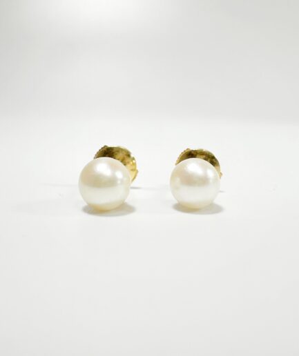 Gold pearl stud earrings "Syren"